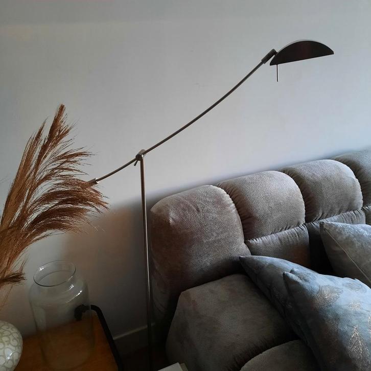 Vloerlamp /  leeslamp met 3 standen en aanrakingsbediening, Huis en Inrichting, Lampen | Vloerlampen, Zo goed als nieuw, 100 tot 150 cm