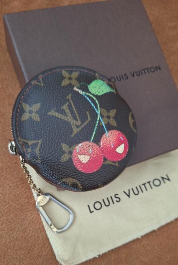 Louis Vuitton x Takashi Murakami Cerises coin purse beschikbaar voor biedingen