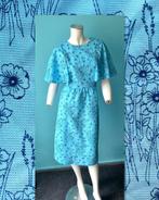 Vintage jaren 70 jurk lichtblauw met motief maat 40, Maat 38/40 (M), Vintage, Knielengte, Gedragen