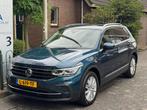 Volkswagen Tiguan 1.5 TSI Elegance Airco/Leer/Navi/Camera/El, 4 cilinders, Blauw, Leder, Particulier