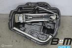 Krik met wagengereedschap VW Golf 4 1J0012115M, Gebruikt