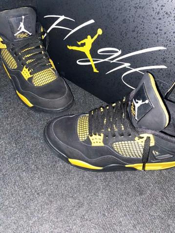 Jordan 4 Yellow thunders  beschikbaar voor biedingen