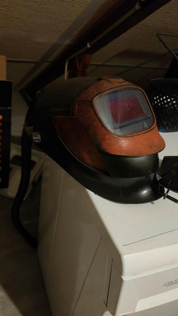 Speedglas 9002 Adflo Lashelm 2 x filtersysteem en accessoire, Doe-het-zelf en Verbouw, Laskappen, Gebruikt, Lasfilter, Ultraviolet