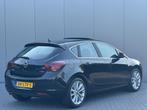 Opel Astra 1.6 Turbo 180pk Cosmo | Sport Leder | Schuifdak |, Auto's, Opel, Voorwielaandrijving, Euro 5, Zwart, 4 cilinders