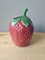 Vaas aardbei of spaarpot aardbei - strawberry, Nieuw, Ophalen of Verzenden, Kwastjeoverkastje@gmail.com, Minder dan 50 cm
