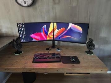 2x Acer VG271U 2K 144hz gaming monitoren beschikbaar voor biedingen