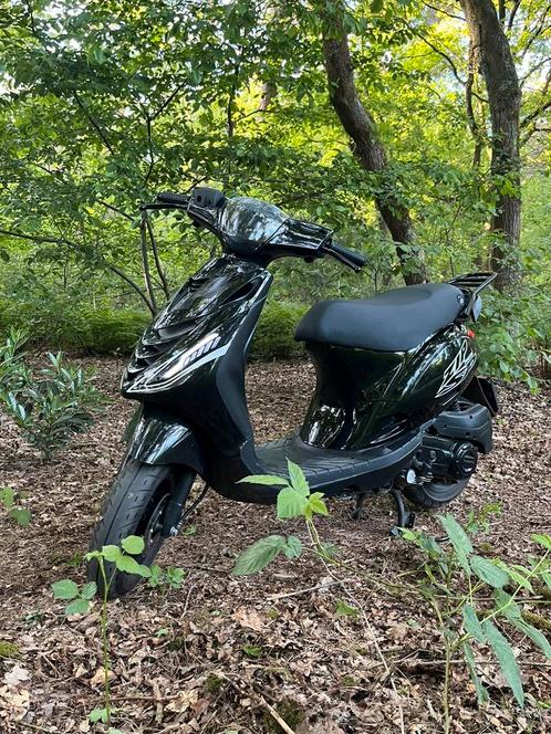 Piaggio zip iget e5, Fietsen en Brommers, Scooters | Piaggio, Nieuw, Zip, Maximaal 45 km/u, Benzine, Ophalen