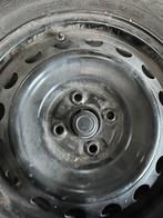 Toyota yaris winterbanden zwarte velg, Auto-onderdelen, Ophalen, Gebruikt, 175 mm, Winterbanden