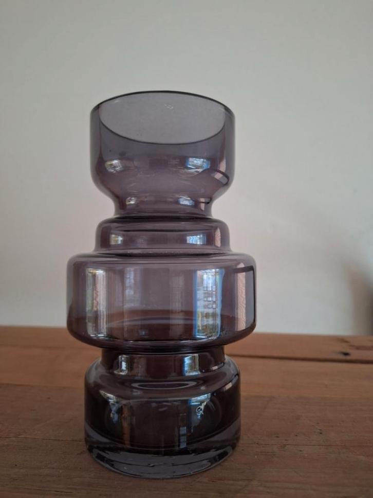 Paars grijze glazen ringen vaas, Huis en Inrichting, Woonaccessoires | Vazen, Zo goed als nieuw, Overige kleuren, Minder dan 50 cm