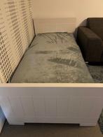 Stevig en mooi wit eenpersoons bed met lattenbodem/hoofdbord, Ophalen, Gebruikt, 90 cm, Eenpersoons