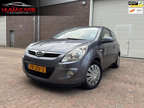 Hyundai I20 1.2i DynamicVersion - Airco - Nap - compl. Onder, Auto's, Hyundai, Bedrijf, Te koop, i20, ABS, Airbags, Airconditioning