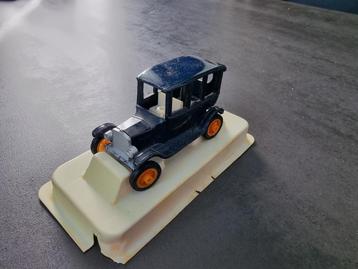 Efsi T-Ford 1919 schaalmodel beschikbaar voor biedingen