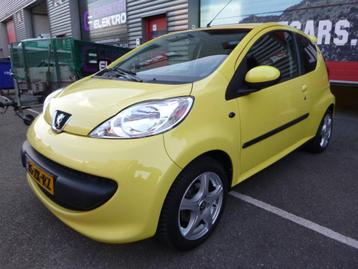 Peugeot 107 1.0,APK 11-26, alles elektrisch, camera.PDC,etc. beschikbaar voor biedingen