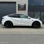 Tesla Model Y RWD 60kWh WIT INTERIEUR MMX PACK, Auto's, Tesla, Automaat, Gebruikt, Adaptive Cruise Control, Wit