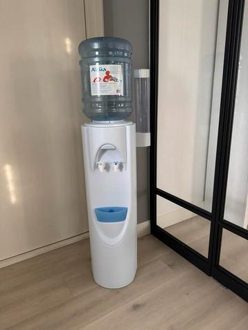 Witte Oasis watercooler/waterkoeler beschikbaar voor biedingen