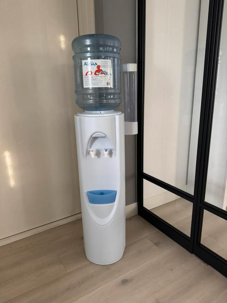 Witte Oasis watercooler/waterkoeler, Huis en Inrichting, Keuken | Keukenbenodigdheden, Zo goed als nieuw, Ophalen of Verzenden