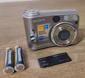 Sony Cybershot DSC-S80 Compact Camera beschikbaar voor biedingen