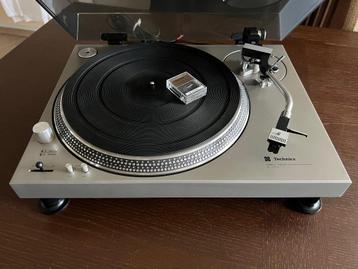 Technics SL 1200 MK1 platenspeler beschikbaar voor biedingen