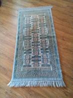 Kleed, tafelloper. Wol?, Gebruikt, 150 tot 200 cm, Grijs, Rechthoekig