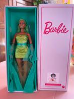 Barbie Signature Chromatic Groen, Ophalen of Verzenden, Zo goed als nieuw