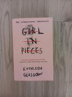 Girl In Pieces - Nieuw - door Kathleen Glascow, Ophalen of Verzenden, Nieuw, Kathleen Glascow