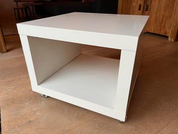 IKEA bijzettafel op wielen GEBREK/LACK beschikbaar voor biedingen