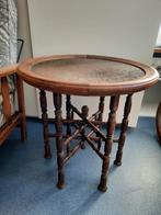 Antieke tafel met koperblad en leuke pootjes, Gebruikt, Rond, 55 tot 75 cm, Hout