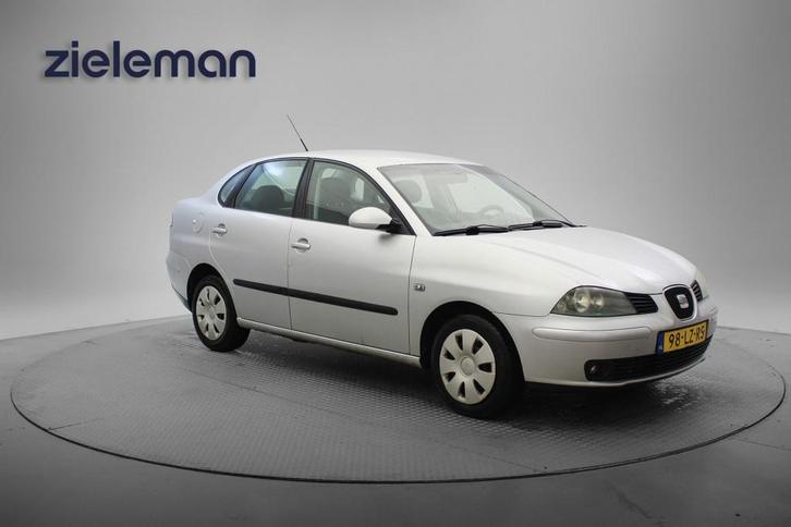 Seat IBIZA Cordoba 1.4 16V Signo - Cruise, Clima, Auto's, Seat, Bedrijf, Ibiza, Airbags, Boordcomputer, Centrale vergrendeling