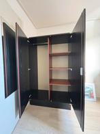 Zwarte houten kledingkast met legplanken, Huis en Inrichting, Kasten | Kledingkasten, Ophalen, Met plank(en), 100 tot 150 cm, Zo goed als nieuw