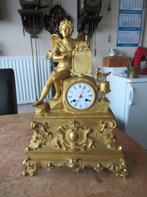Oer 11765 ANTIEKE 19e eeuwse vergulde pendule met Engel, Ophalen
