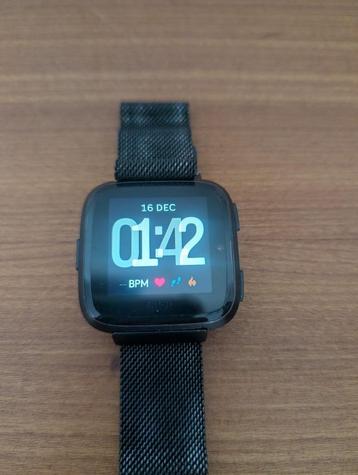 Fitbit Versa 1 (Smartwatch) beschikbaar voor biedingen
