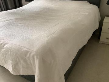 Bedsprei 2 persoons 255 x260 cm gebroken wit ecru bed sprei beschikbaar voor biedingen