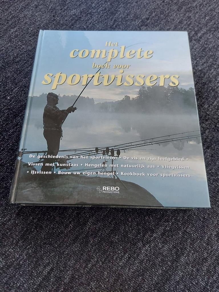 Compleet boek voor sportvissers, Ophalen of Verzenden, Zo goed als nieuw, Diverse auteurs, Watersport en Hengelsport