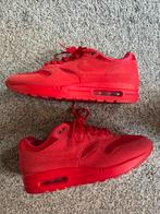 Nike Air Max 1 Tonal Red (maat 43), Kleding | Heren, Ophalen, Overige kleuren, Nike, Sneakers of Gympen