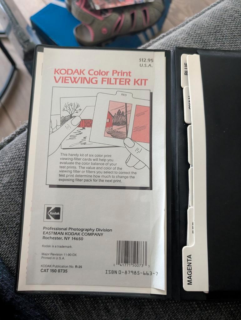 フィルムカメラ KODAK Color Print Viewing Filter Kit KODAK Color Print Viewing Filter Kit - メルカリ