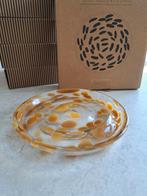 Nieuw OYOY Jali Dessert Plate/ in 3 verschillende kleuren, Huis en Inrichting, Keuken | Servies, Ophalen of Verzenden, Nieuw, Glas
