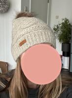 Barts Antonia Beanie muts beige gemeleerd kabelmuts pompon, Nieuw, Muts, Maat 38/40 (M), Ophalen of Verzenden