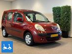 Renault Kangoo incl. Kofferbaklift voor scootmobiel, Auto's, Renault, 12 maanden, 4 cilinders, Origineel Nederlands, Bedrijf