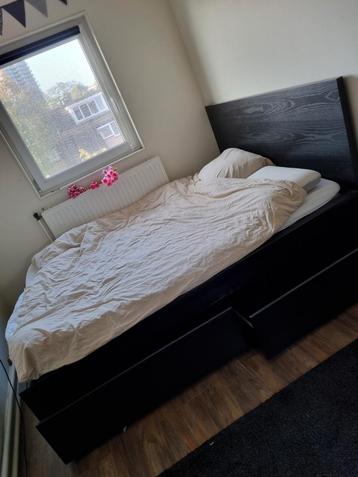 Bed 140 beschikbaar voor biedingen