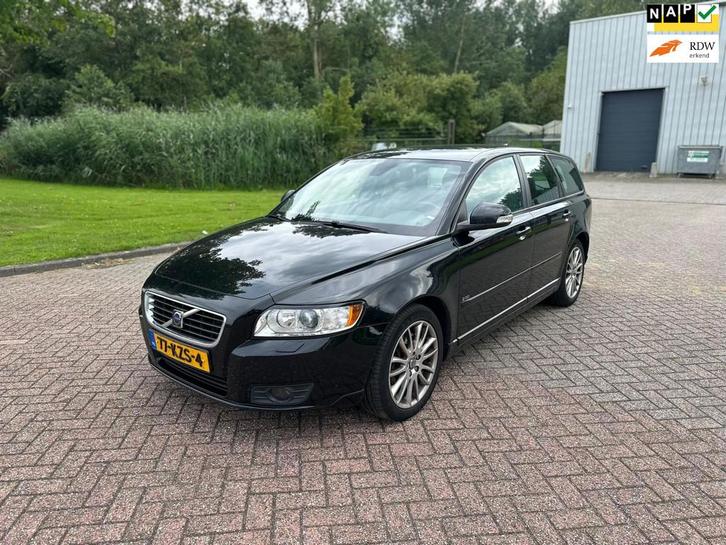 Volvo V50 2.4 D5 Momentum/AUTOMAAT/AIRCO/LEDER/YOUNGTIMER, Auto's, Volvo, Bedrijf, Te koop, V50, ABS, Airbags, Airconditioning