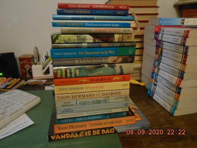 toon hermans, Boeken, Humor, Zo goed als nieuw, Overige typen, Ophalen of Verzenden