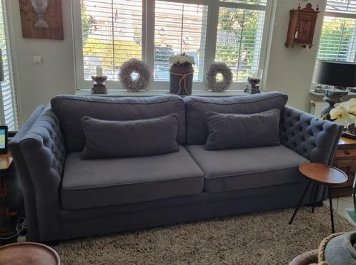 2 x Luxe Grijze 3-zits Banken Bocx interiors, Huis en Inrichting, Banken | Bankstellen, Zo goed als nieuw, Rechte bank, Driepersoons