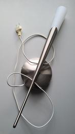 Moderne wandlamp met metalen accenten, Ophalen, Zo goed als nieuw, Glas, Modern