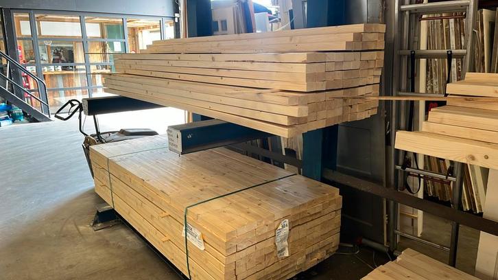 Vuren regels geschaafd nu €1,95 pm1, Tuin en Terras, Palen, Balken en Planken, Zo goed als nieuw, Balken, 250 cm of meer, Ophalen of Verzenden