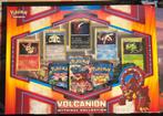 Pokemon TCG - Mythical Pokémon Collection: Volcanion, Hobby en Vrije tijd, Verzamelkaartspellen | Pokémon, Ophalen of Verzenden