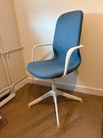 Nette IKEA bureaustoel Långfjäll blauw/wit, Huis en Inrichting, Ophalen, Zo goed als nieuw, Blauw