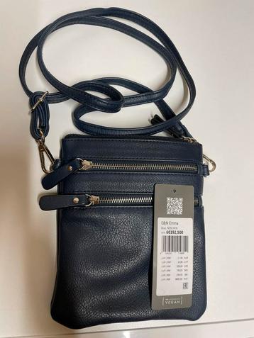Praktisch schoudertje (blauw) beschikbaar voor biedingen