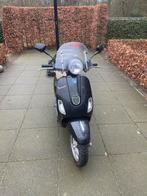 Vespa lx 50 4takt 4 klepper, Fietsen en Brommers, Scooters | Vespa, Vespa LX, Ophalen of Verzenden, Zo goed als nieuw