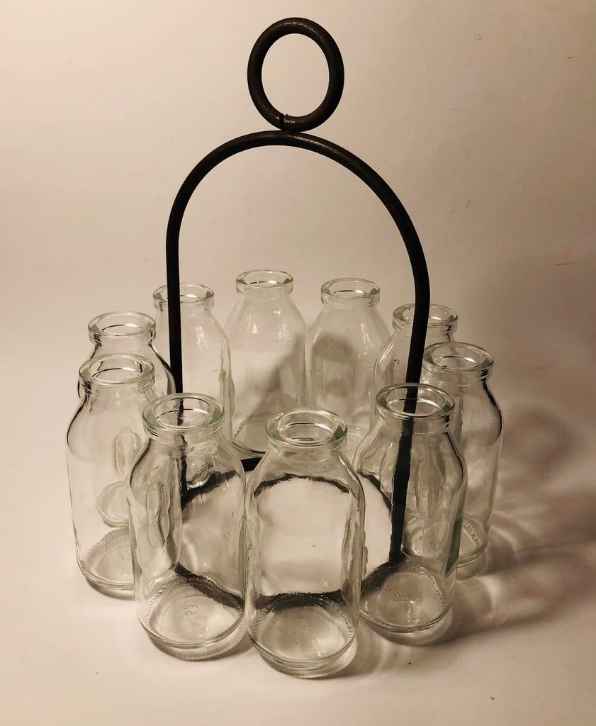 Cirkel van vaasjes in metalen houder, Overige kleuren, Ophalen of Verzenden, Minder dan 50 cm, Glas