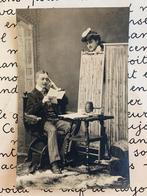 Ondeugend - Achter het kamerscherm (S), Ophalen of Verzenden, Voor 1920, Ongelopen, Overige thema's
